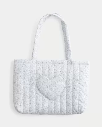 Bolsa de dormir con bolsillo en forma de corazón