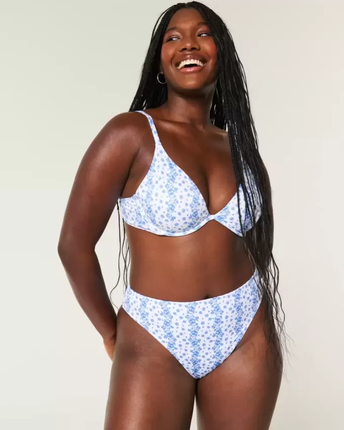 Braguita de bikini atrevida, de cintura alta y pierna alta con curvas Braguita de bikini atrevida, de cintura alta y pierna alta con curvas