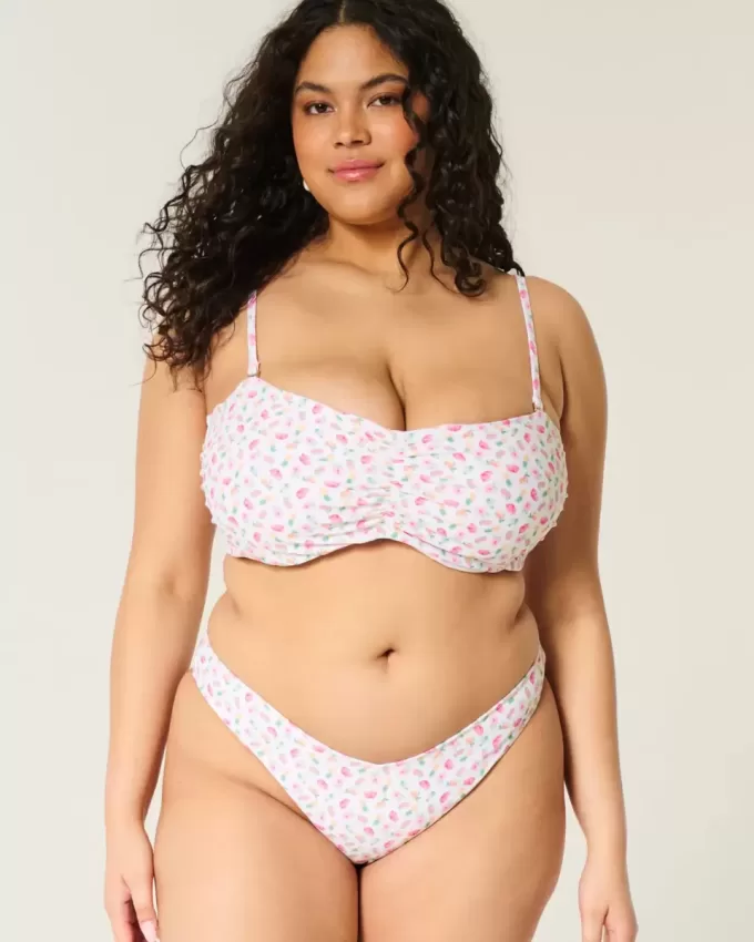 Braguita de bikini atrevida de pierna alta