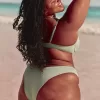 Braguita de bikini atrevida de pierna alta y canalé
