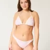 Braguita de bikini atrevida de pierna alta y estilo crochet Braguita de bikini atrevida de pierna alta y estilo crochet