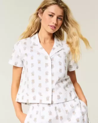 Camisa de dormir de manga corta con diseño de oso de graduación