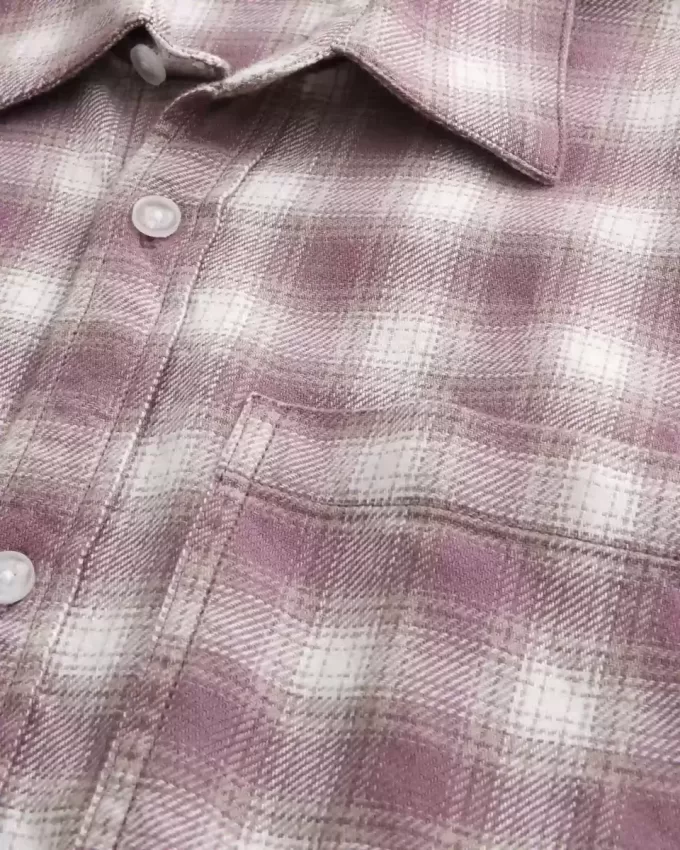 Camisa de franela cuadrada Camisa de franela cuadrada