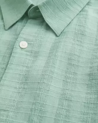 Camisa de manga corta cuadrada