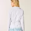 Camisa de popelina elástica con botones Camisa de popelina elástica con botones