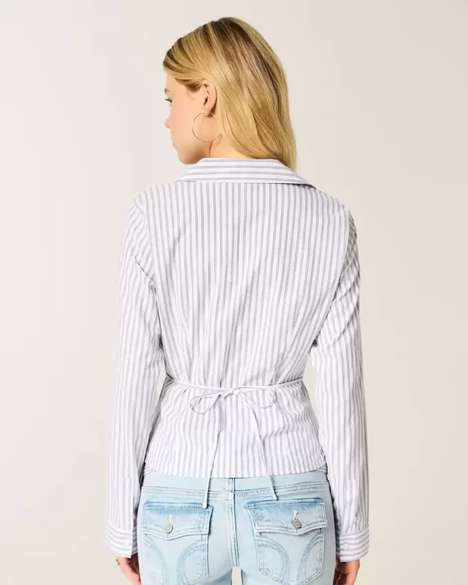 Camisa de popelina elástica con botones Camisa de popelina elástica con botones