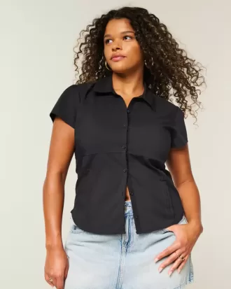 Camisa de popelina elástica de manga corta con botones