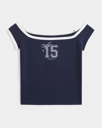 Camiseta con gráfico de logotipo y hombros descubiertos
