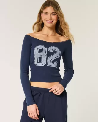 Camiseta con gráfico de números y hombros descubiertos con ribete de encaje