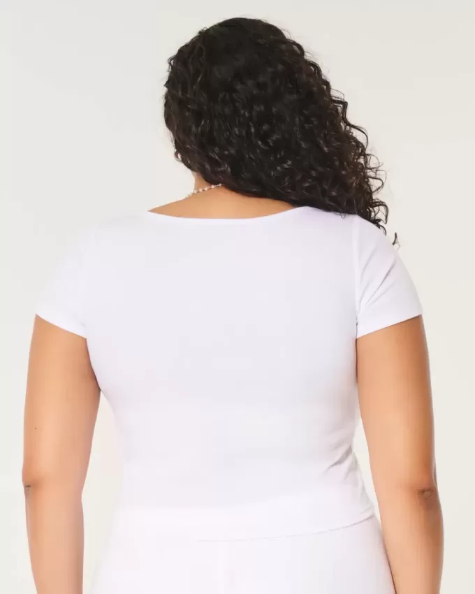 Camiseta de bebé con cuello cuadrado acanalado