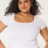 Camiseta de bebé con cuello cuadrado acanalado