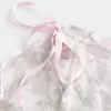 Camiseta de camuflaje con hombros descubiertos y lazo fácil