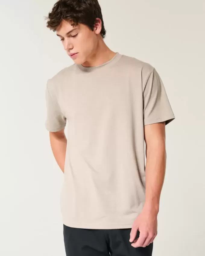 Camiseta de cuello redondo elástica y relajada