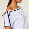 Camiseta fácil de anudar con hombros descubiertos Camiseta fácil de anudar con hombros descubiertos