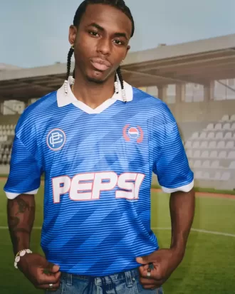 Camiseta gráfica cuadrada de Pepsi