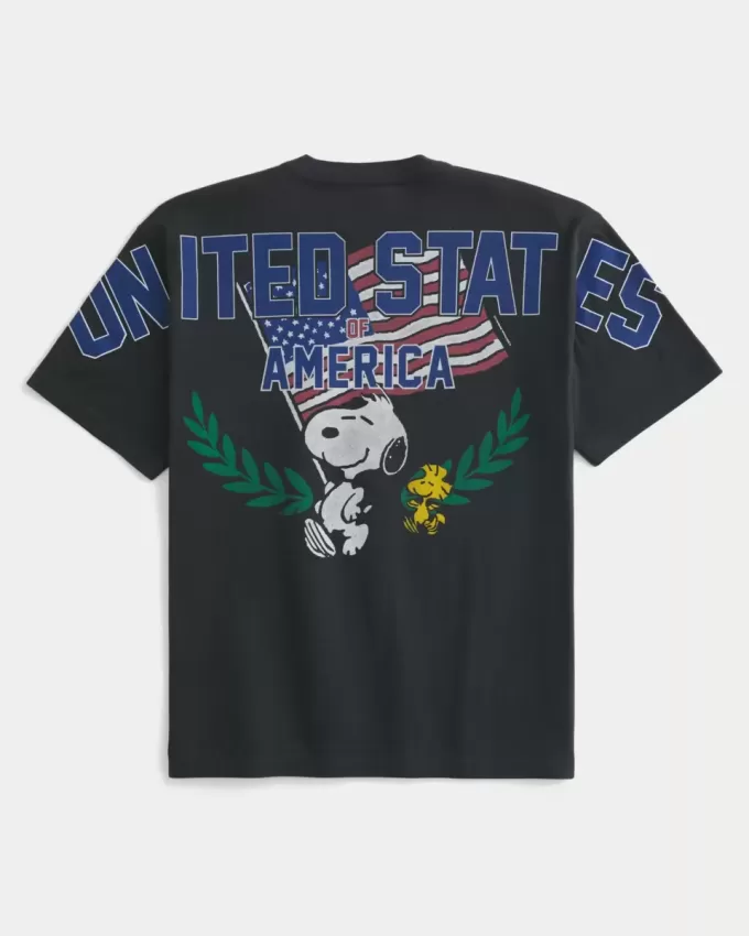 Camiseta gráfica cuadrada de Snoopy USA
