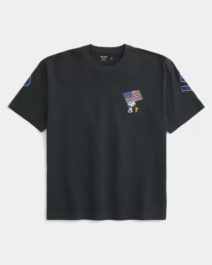 Camiseta gráfica cuadrada de Snoopy USA