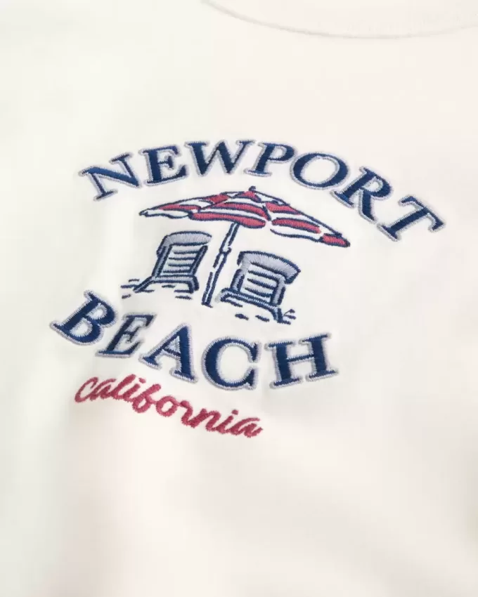 Camiseta gráfica cuadrada y pesada de Newport Beach Camiseta gráfica cuadrada y pesada de Newport Beach