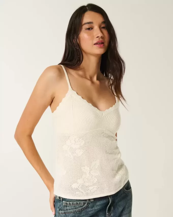 Camisola estilo babydoll con cuello halter y bordado fácil Camisola estilo babydoll con cuello halter y bordado fácil