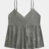 Camisola estilo babydoll con cuello halter y bordado fácil Camisola estilo babydoll con cuello halter y bordado fácil