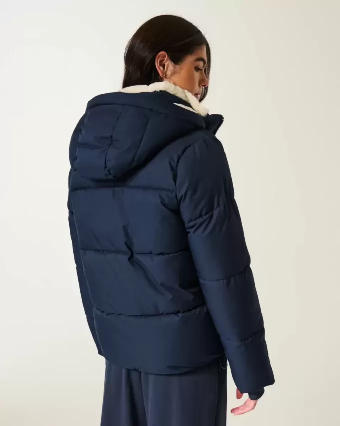 Chaqueta acolchada con forro de piel sintética Chaqueta acolchada con forro de piel sintética