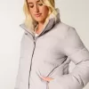 Chaqueta acolchada con forro de piel sintética Chaqueta acolchada con forro de piel sintética