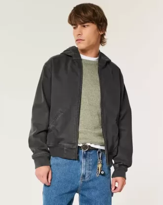 Chaqueta con capucha y cremallera