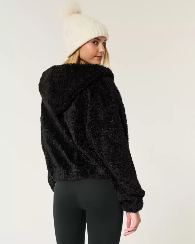Chaqueta con cremallera de piel sintética rizada Chaqueta con cremallera de piel sintética rizada
