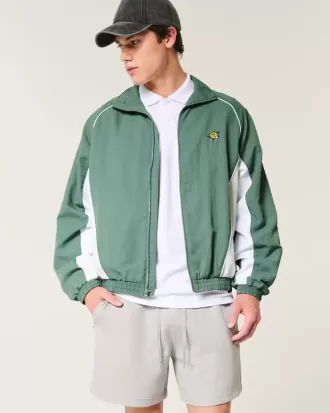 Chaqueta cortavientos con gráfico de golf