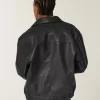 Chaqueta de cuero vegano con cremallera Chaqueta de cuero vegano con cremallera