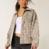 Chaqueta vaquera con estampado de leopardo Chaqueta vaquera con estampado de leopardo