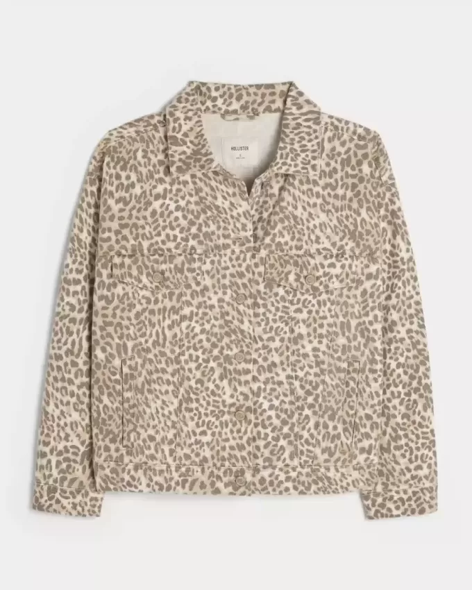 Chaqueta vaquera con estampado de leopardo Chaqueta vaquera con estampado de leopardo