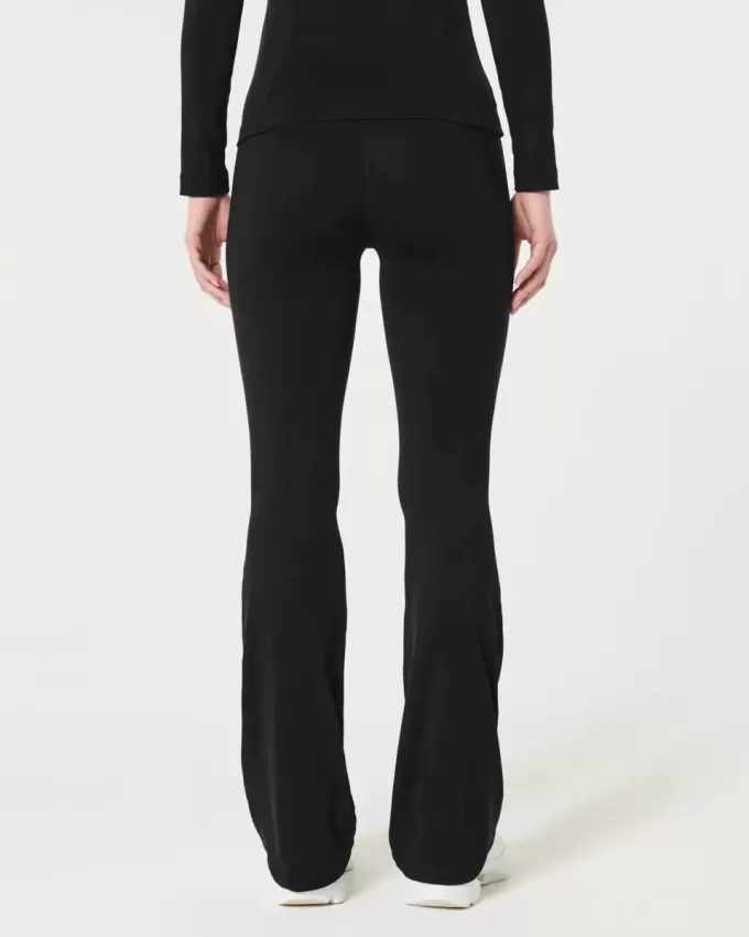 Leggings acampanados Gilly Hicks Active Recharge Leggings acampanados Gilly Hicks Active Recharge