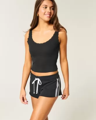 Mini shorts de polar con rayas laterales