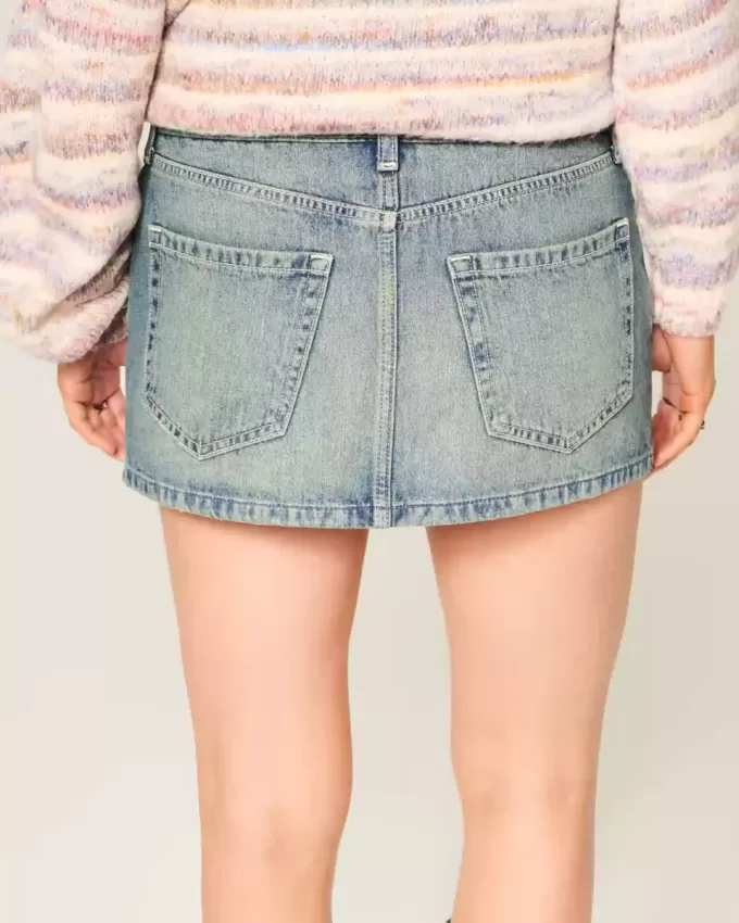 Minifalda vaquera de tiro bajo Minifalda vaquera de tiro bajo