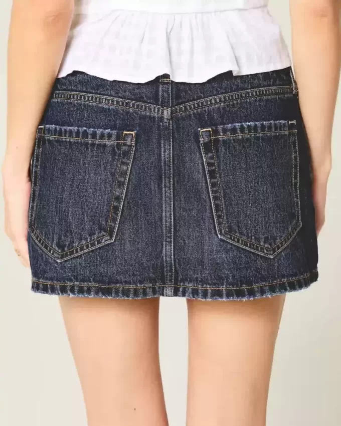 Minifalda vaquera de tiro bajo Minifalda vaquera de tiro bajo