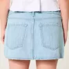 Minifalda vaquera de tiro bajo con rayas de ferrocarril Minifalda vaquera de tiro bajo con rayas de ferrocarril