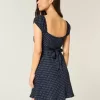 Minivestido con banda de satén de crepé Minivestido con banda de satén de crepé