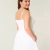 Minivestido con botones al frente Minivestido con botones al frente