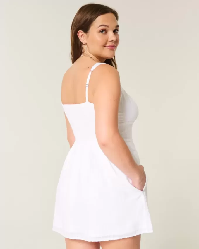 Minivestido con botones al frente Minivestido con botones al frente