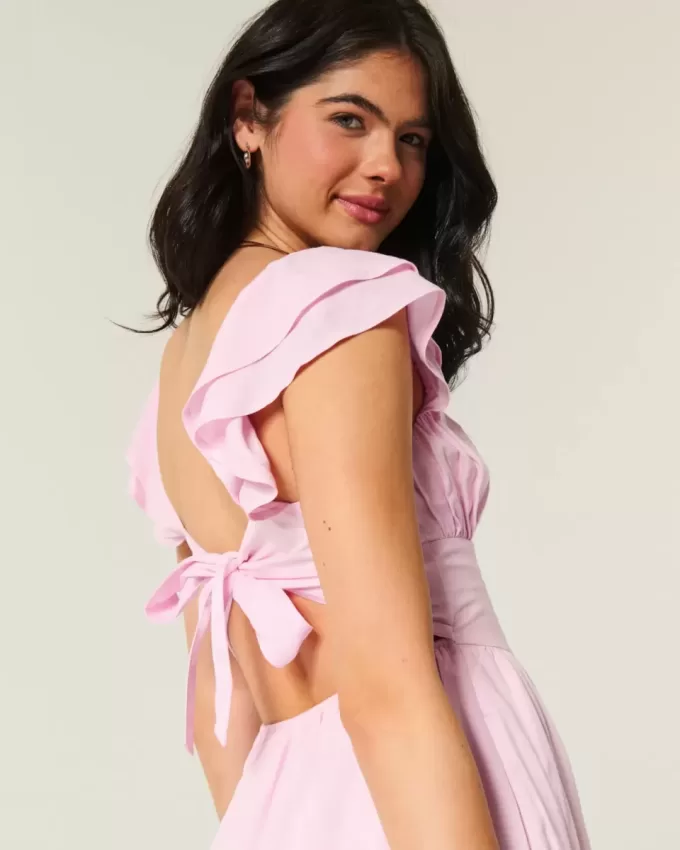 Minivestido con cintura en V y mangas onduladas