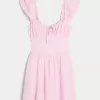 Minivestido con cintura en V y mangas onduladas