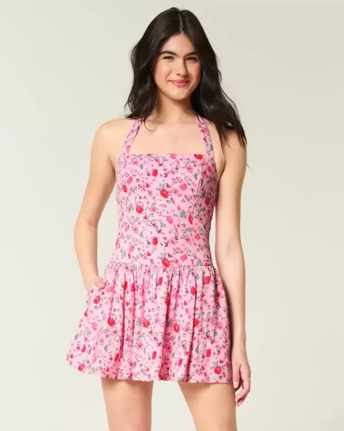 Minivestido halter con cintura caída Minivestido halter con cintura caída
