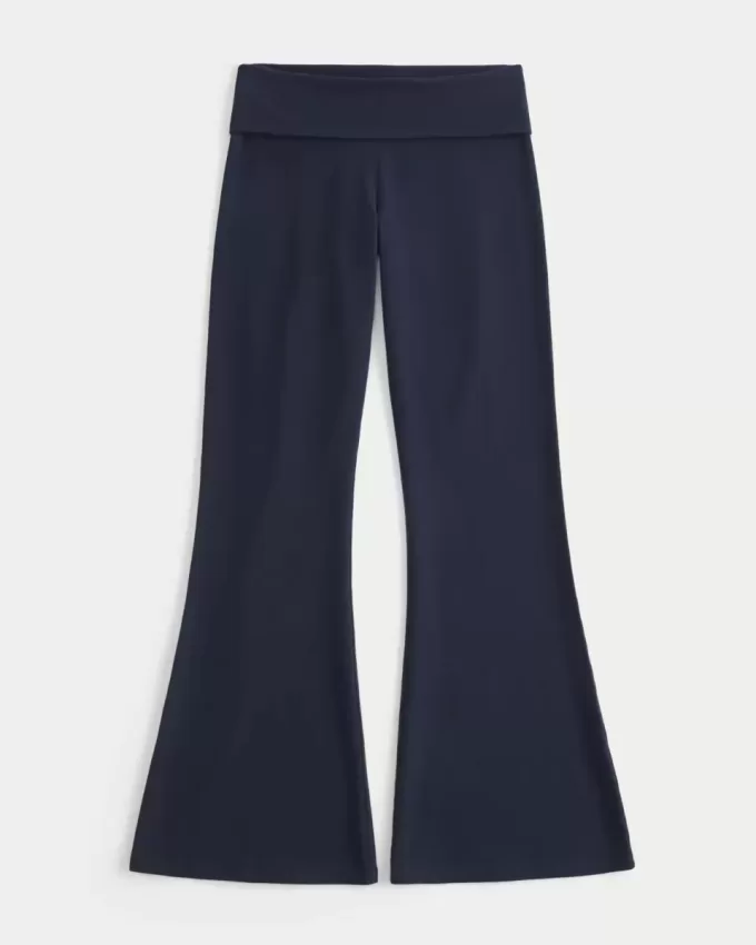 Pantalones acampanados con cintura plegable y estampado gráfico Aloha