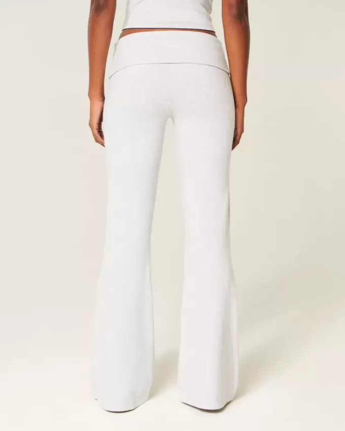 Pantalones acampanados con cintura plegable y gráfico de números