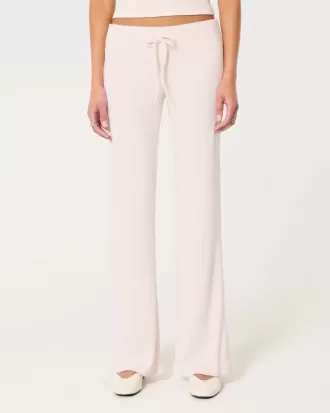 Pantalones acampanados de canalé acogedores