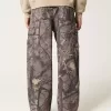 Pantalones cargo de camuflaje súper holgados