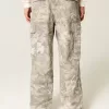 Pantalones cargo holgados estilo skater con camuflaje Pantalones cargo holgados estilo skater con camuflaje