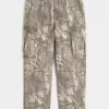 Pantalones cargo holgados estilo skater con camuflaje Pantalones cargo holgados estilo skater con camuflaje