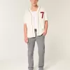 Pantalones chinos rectos y ajustados